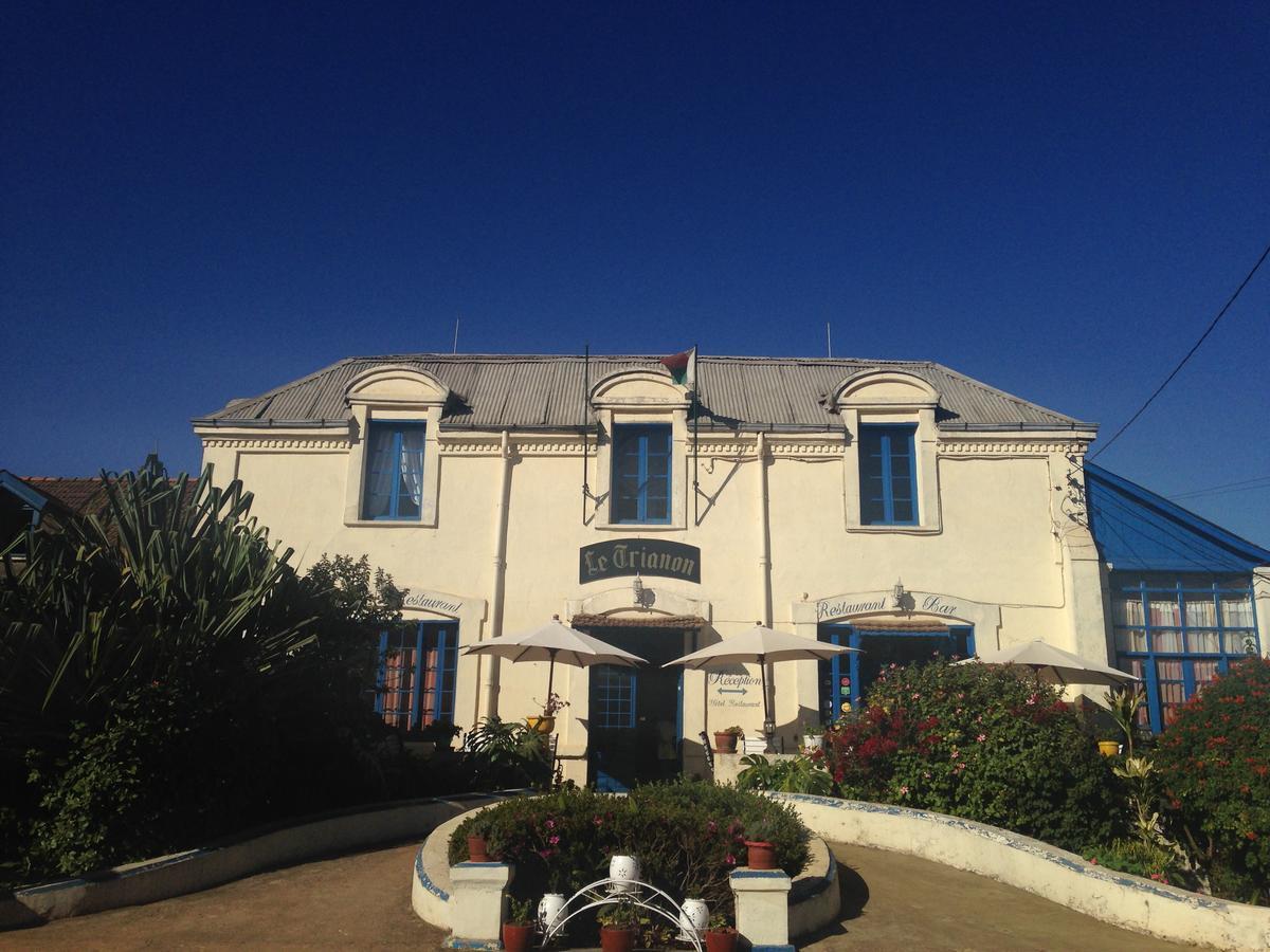 Hotel Le Trianon Антсирабе Екстериор снимка