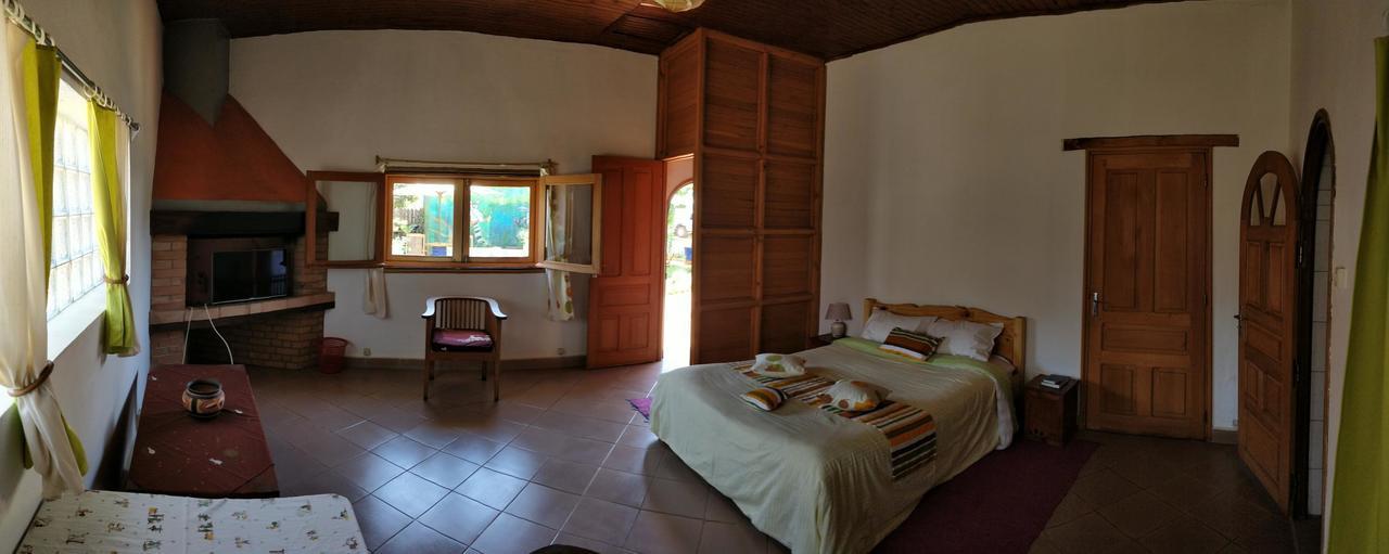Hotel Le Trianon Антсирабе Екстериор снимка