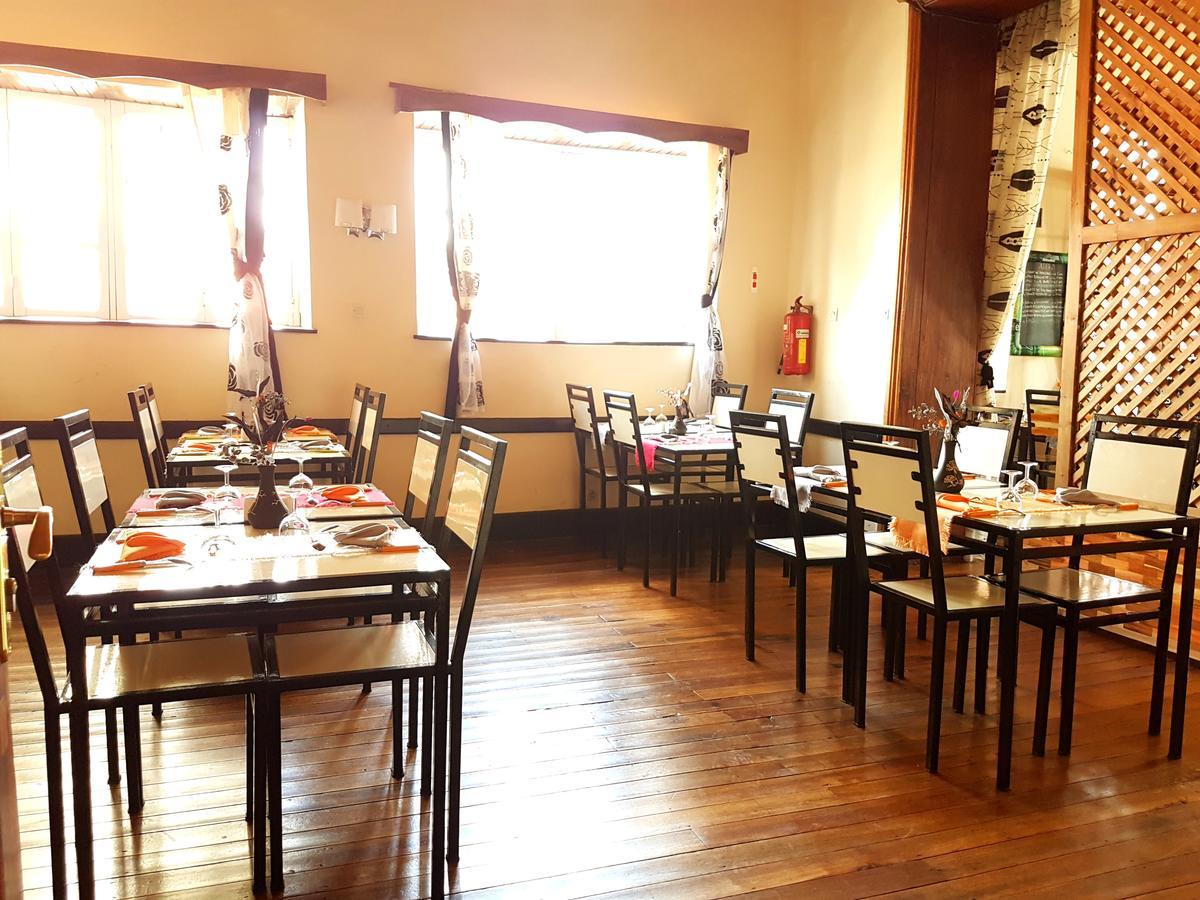 Hotel Le Trianon Антсирабе Екстериор снимка